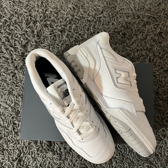 New Balance 550 White - Picture 3 of 3